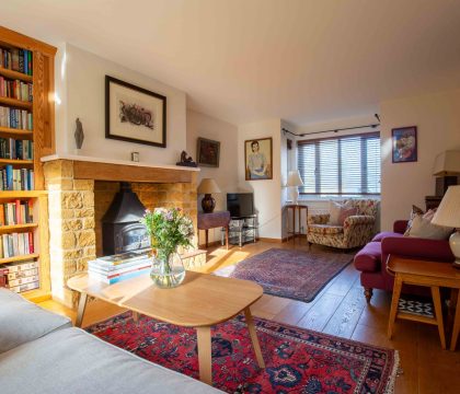 Kingsley House Sitting Room - StayCotswold