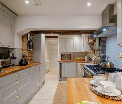 Stonecrop Cottage Kitchen/Breakfast Room - StayCotswold