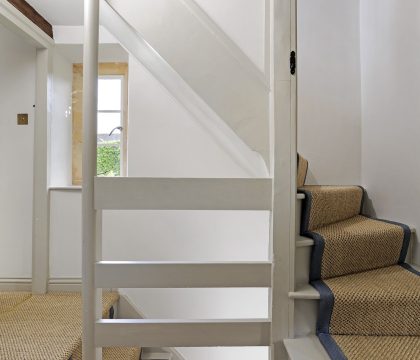 Bank Cottage 1st Floor Landing - StayCotswold