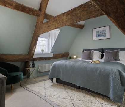 The Bakehouse Master Bedroom - StayCotswold