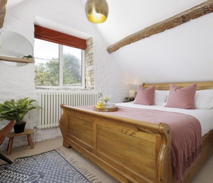 The Bakehouse Bedroom 3 - StayCotswold