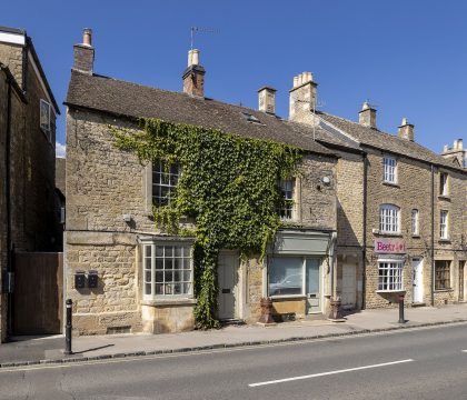 Flat 2 Martins House  - Staycotswold