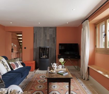 Corner House Sitting Room - StayCotswold