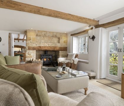 Honeysuckle Cottage Sitting Room - StayCotswold
