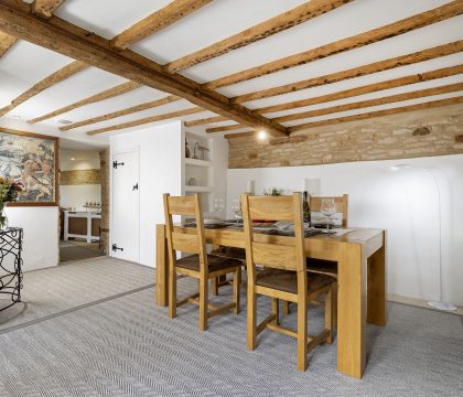Honeysuckle Cottage Dining Room - StayCotswold
