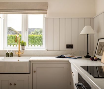 1 Horseshoe Cottages - Kitchen