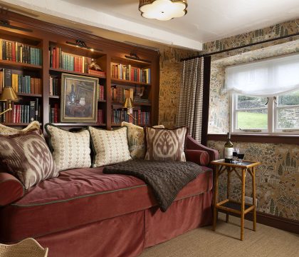 Ardmore Cottage Snug - StayCotswold