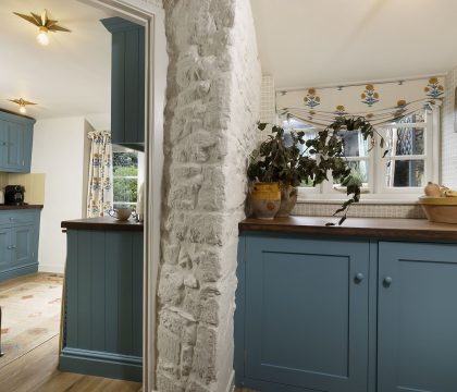 Ardmore Cottage Kitchen - StayCotswold