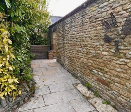 Orchard House at Broadwell Pathway