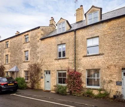 Loveday Cottage - StayCotswold