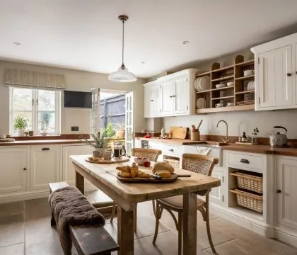 Loveday Cottage Kitchen/Dining Room - StayCotswold