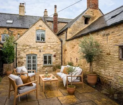 Loveday Cottage Outside - StayCotswold