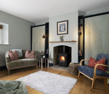 The Artists House Snug - StayCotswold