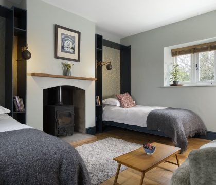 The Artists House Snug - StayCotswold