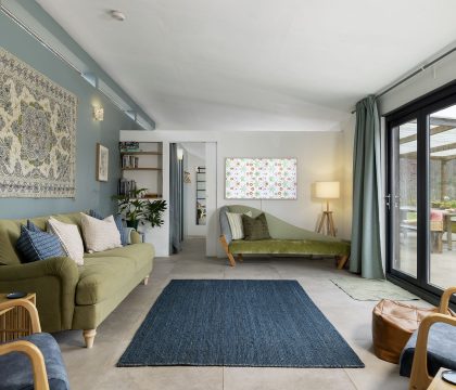 The Artists House Sitting Room - StayCotswold
