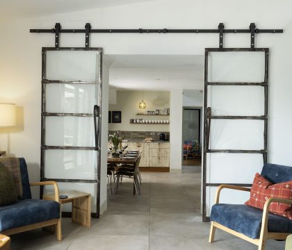 The Artists House Sitting Room - StayCotswold
