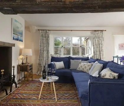 Inca's Cottage Sitting Room - StayCotswold