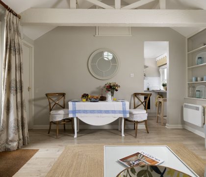Orchard Cottage Dining/Sitting Room - StayCotswold
