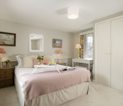 Orchard Cottage Bedroom - StayCotswold