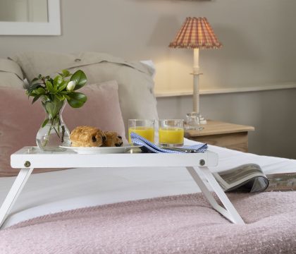 Orchard Cottage Bedroom - StayCotswold