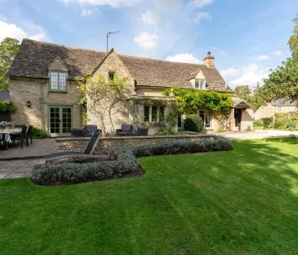 Causeway Cottage Garden - StayCotswold