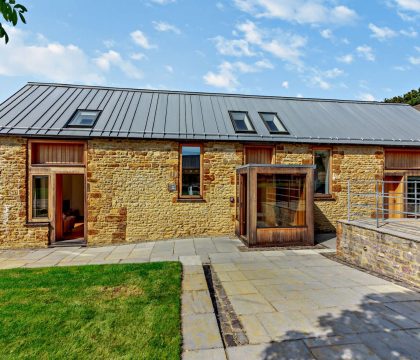 Elm Barn - StayCotswold