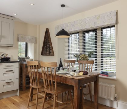 Sun Cottage Kitchen - StayCotswold