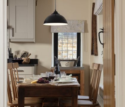 Sun Cottage Kitchen - StayCotswold