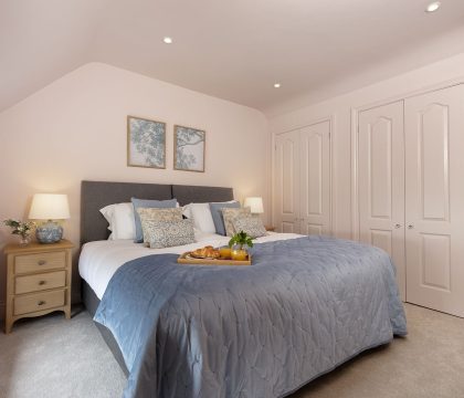 Sun Cottage Bedroom 2 - StayCotswold