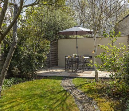 Sun Cottage - StayCotswold