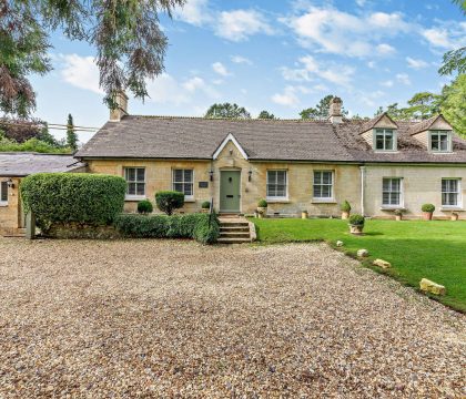 Lakeside House - StayCotswold