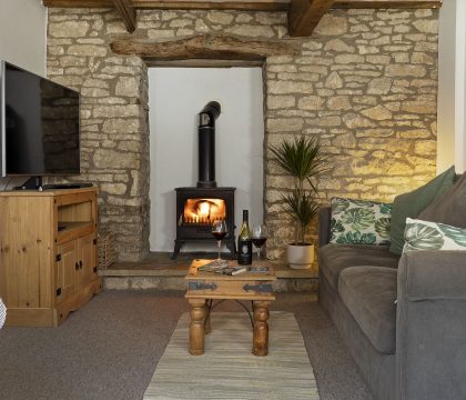 Quoin Cottage Sitting Room - StayCotswold