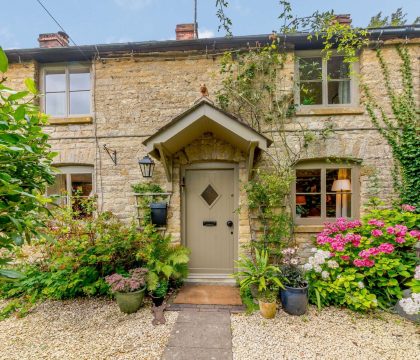Star Cottage - StayCotswold
