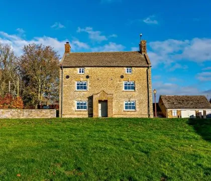 Stonewell Farmhouse - StayCotswold 