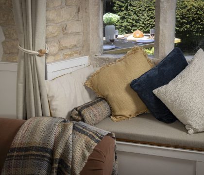 Primrose Cottage Sitting Room - StayCotswold