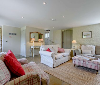 Ivy Cottage Sitting Room - StayCotswold