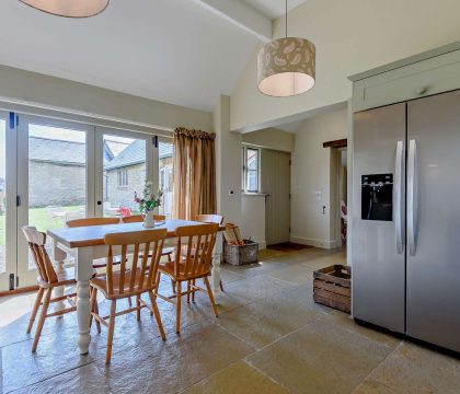 Ivy Cottage Dining Area - StayCotswold