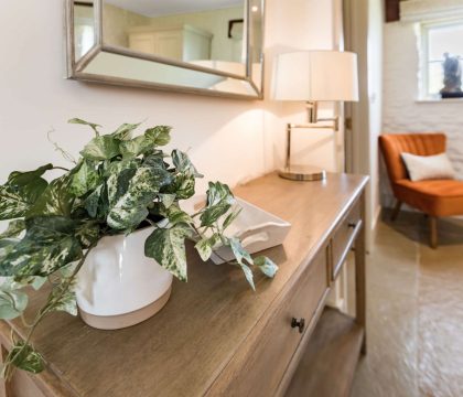 The Stables Bedroom - StayCotswold