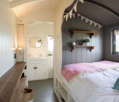 Vespers Cabin Bed - StayCotswold