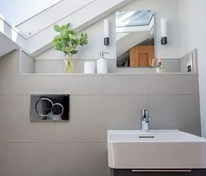 The Old Candle Shop Bathroom - StayCotswold