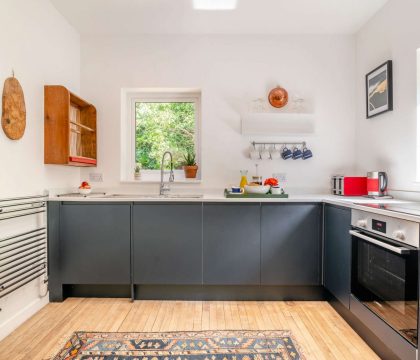 The Coach House Kitchen - StayCotswold