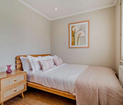 Ways End Bedroom 3 - StayCotswold