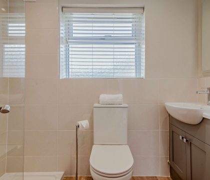 Ways End Family Shower Room - StayCotswold