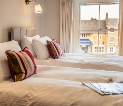 Topside Bedroom 2 - StayCotswold
