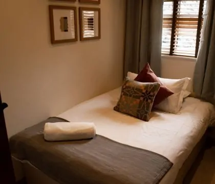 The Old Sweet Shop Bedroom 2 - StayCotswold