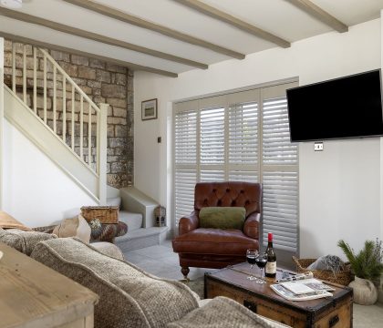 The Old Forge Sitting Area- StayCotswold