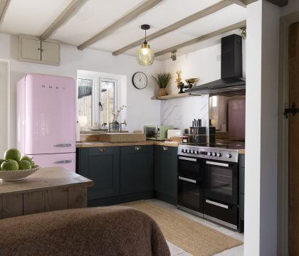 The Old Forge Kitchen- StayCotswold