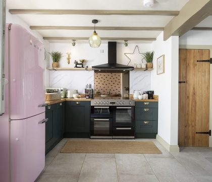 The Old Forge Kitchen- StayCotswold