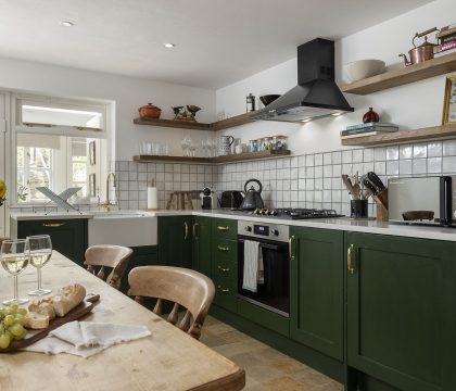 Royal Oak Cottage Kitchen/Diner - StayCotswold