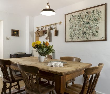 Royal Oak Cottage Kitchen/Diner - StayCotswold